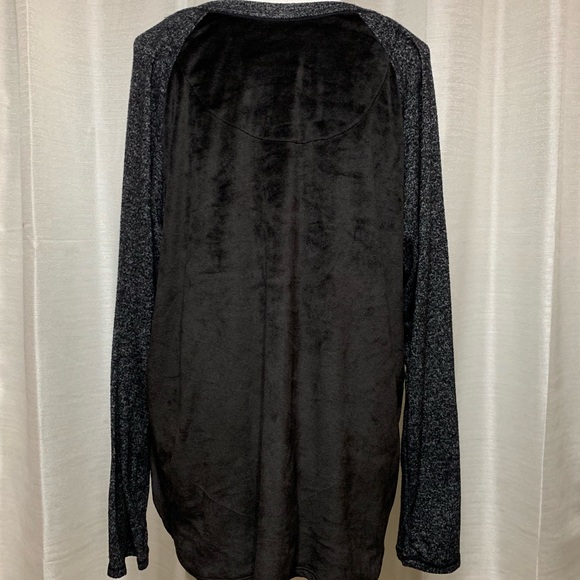 ClimateRight long sleeve top - Picture 4 of 6